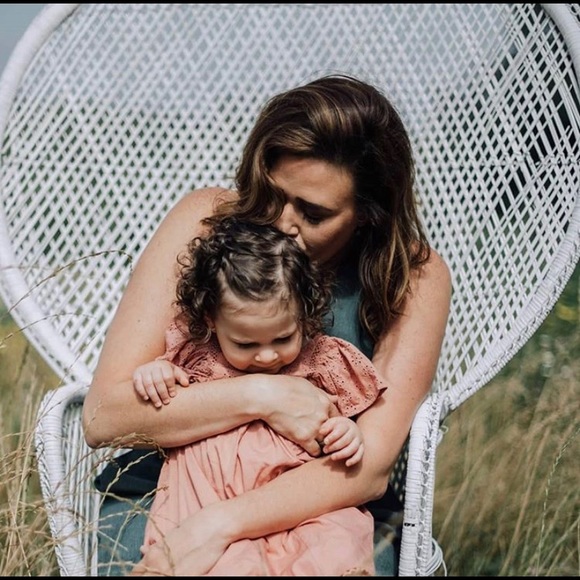 Meet the Posher - Picture 4 of 5